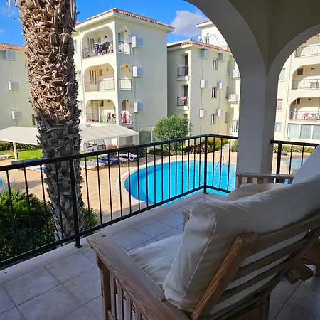 Seaside Two-bedroom At Sunrise